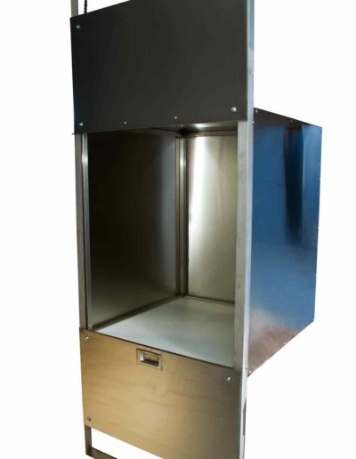 MJ-500 dumbwaiter car from the side